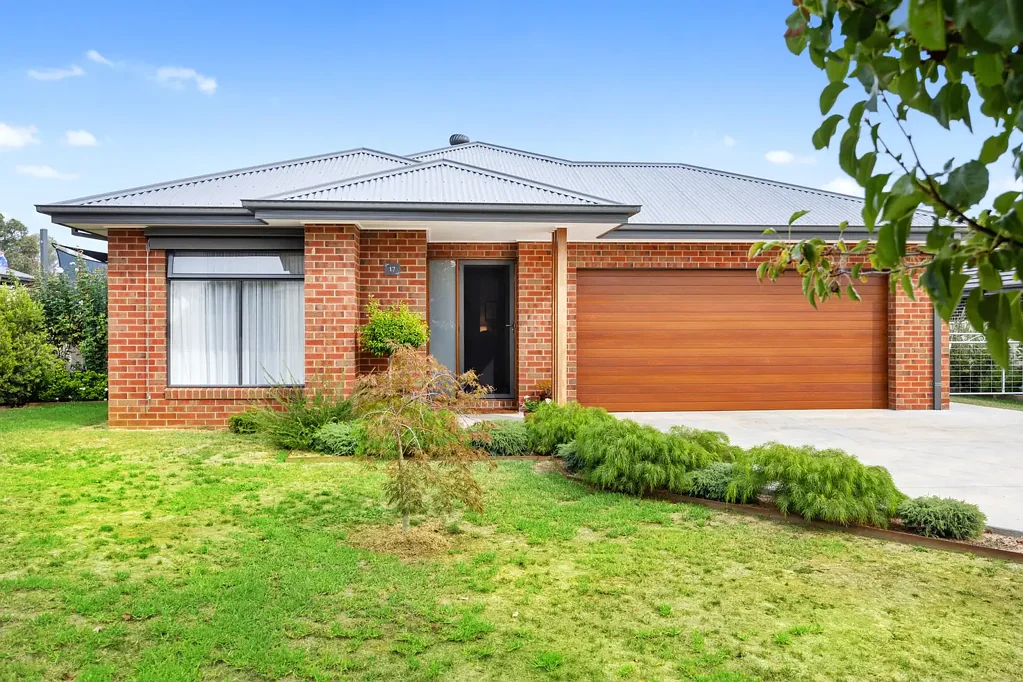17 Mulqueeny Lane, Yea, VIC 3717