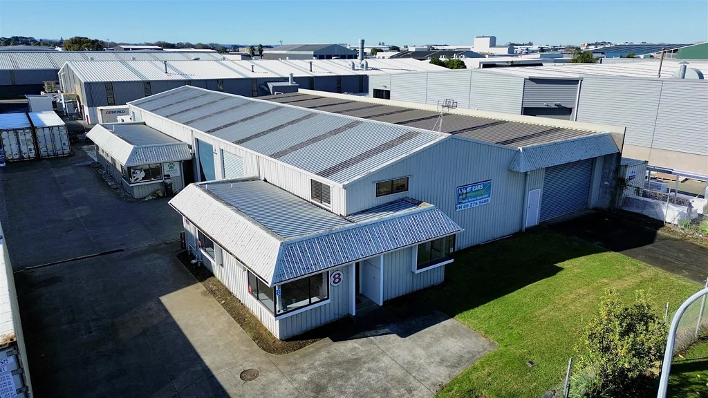 Mangere 922sqm Flexible Warehouses | Lease One or Both