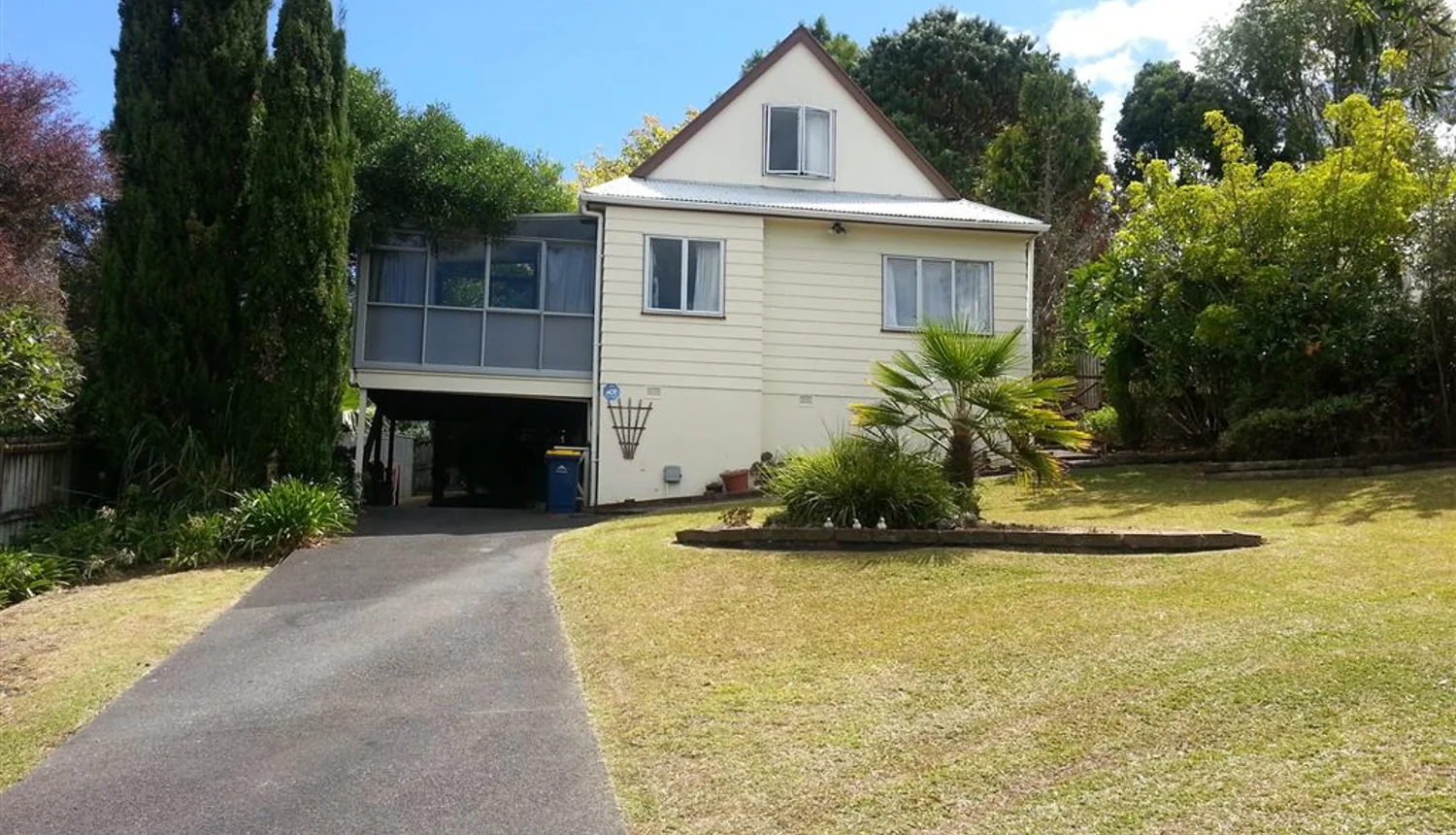 8 Athena Drive, Totara Vale, Auckland - North Shore, 2房, 1浴