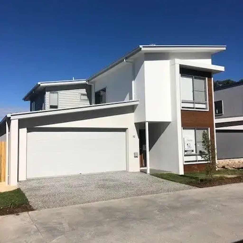 Spacious, Large Family Home