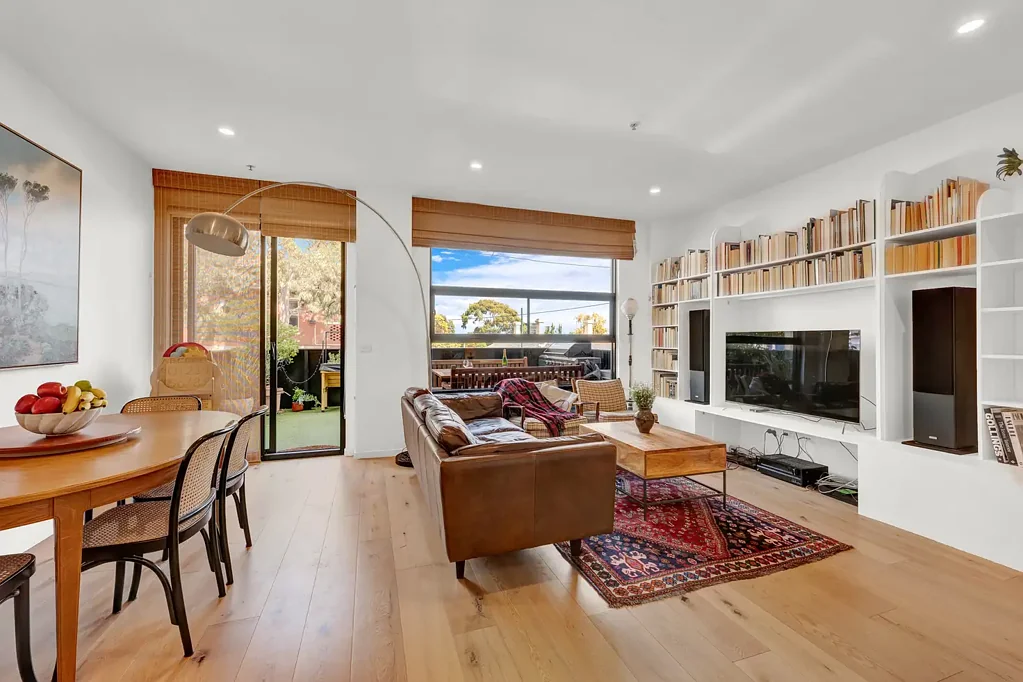 Hawthorn East 2कमरा Light Filled Comfort and Convenience