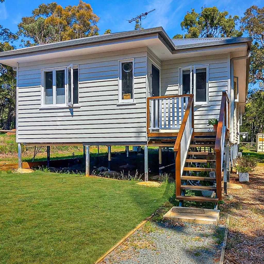8-10 Garnet Street, Macleay Island, QLD 4184