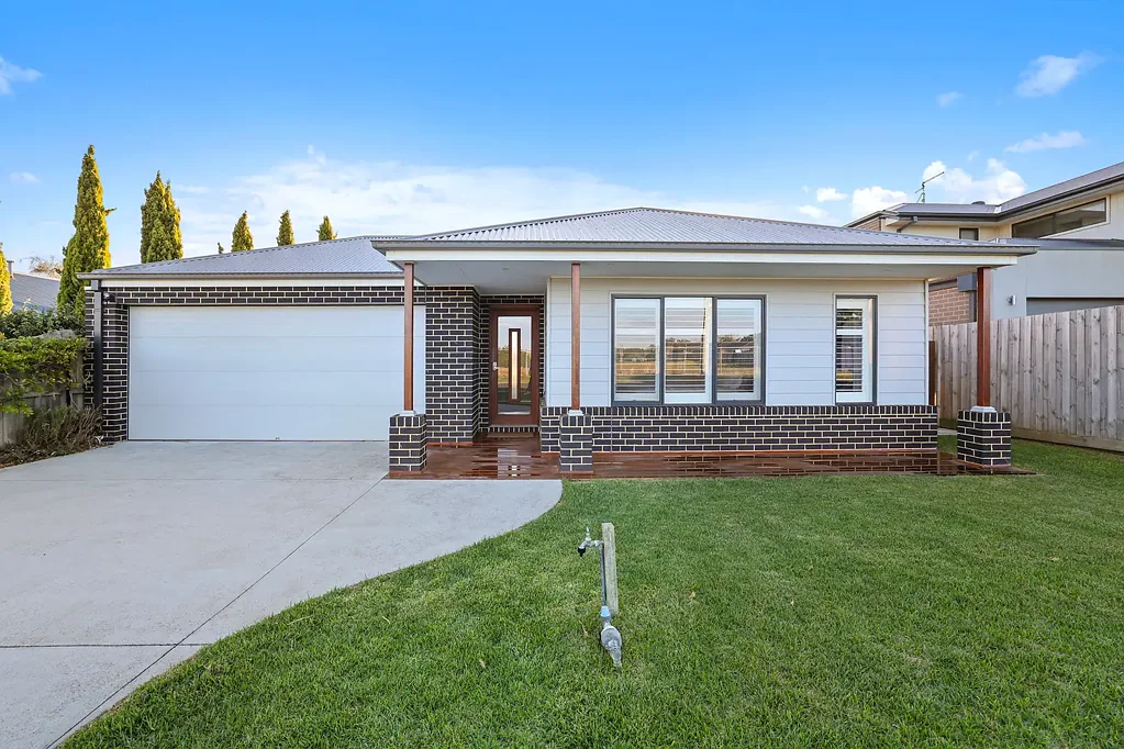 23 Norman Road, Drouin, VIC 3818