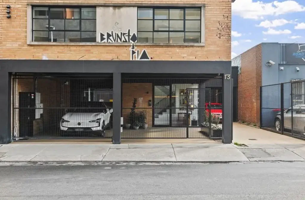 A RARE WAREHOUSE CONVERSION IN THE HEART OF BRUNSWICK