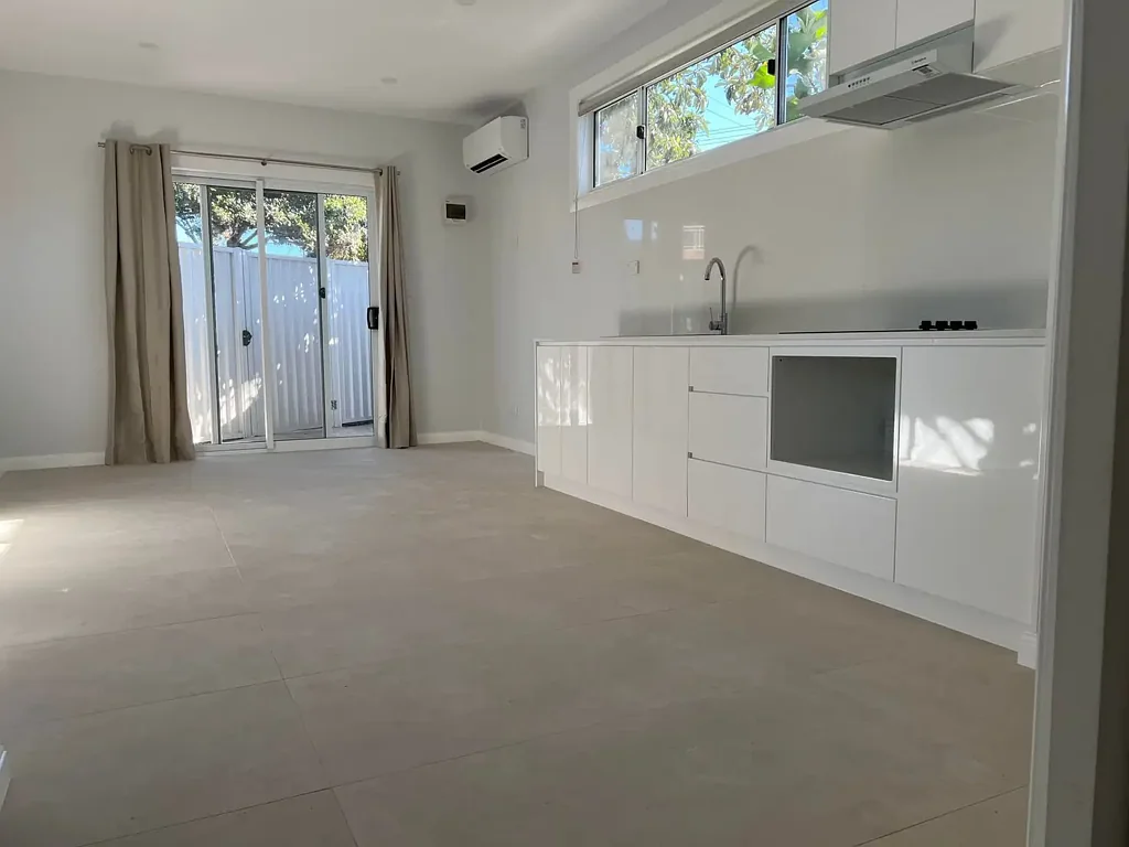Brand New 2-Bedroom Granny Flat – Modern & Convenient