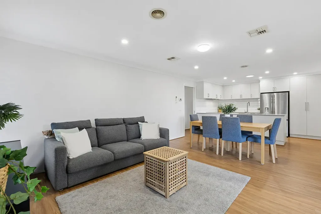 Bonner 4房  Updated Family Living On A Generous Bonner Block