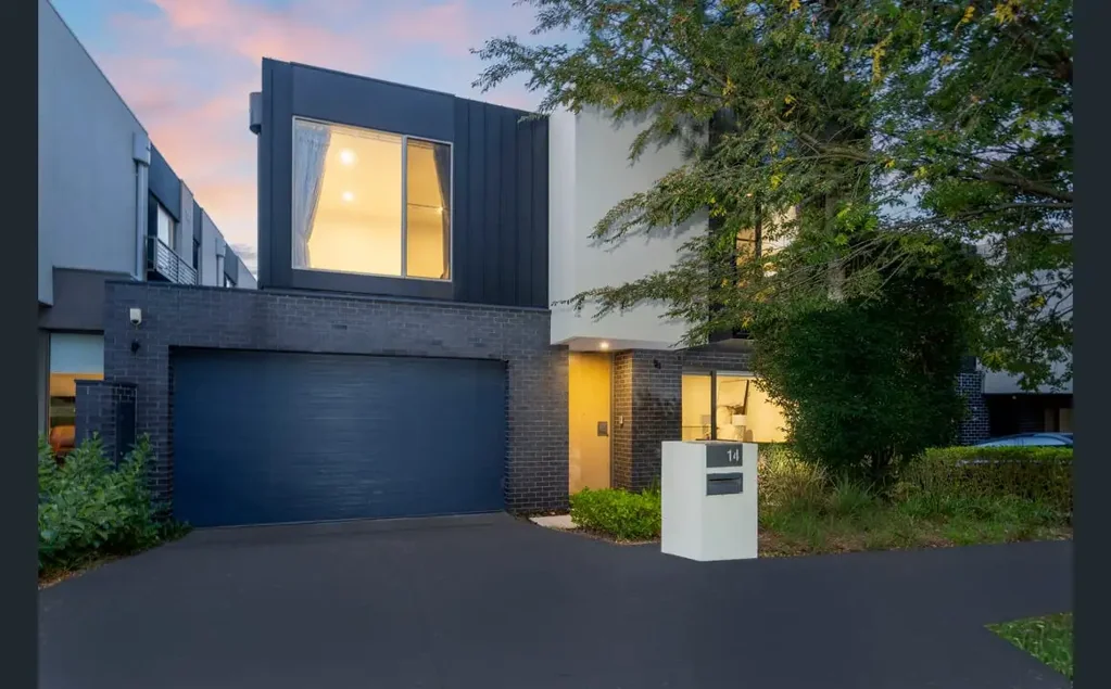 Kew 4房 Kew 奢华生活，优越地段 Luxury, Lifestyle and Location in Kew