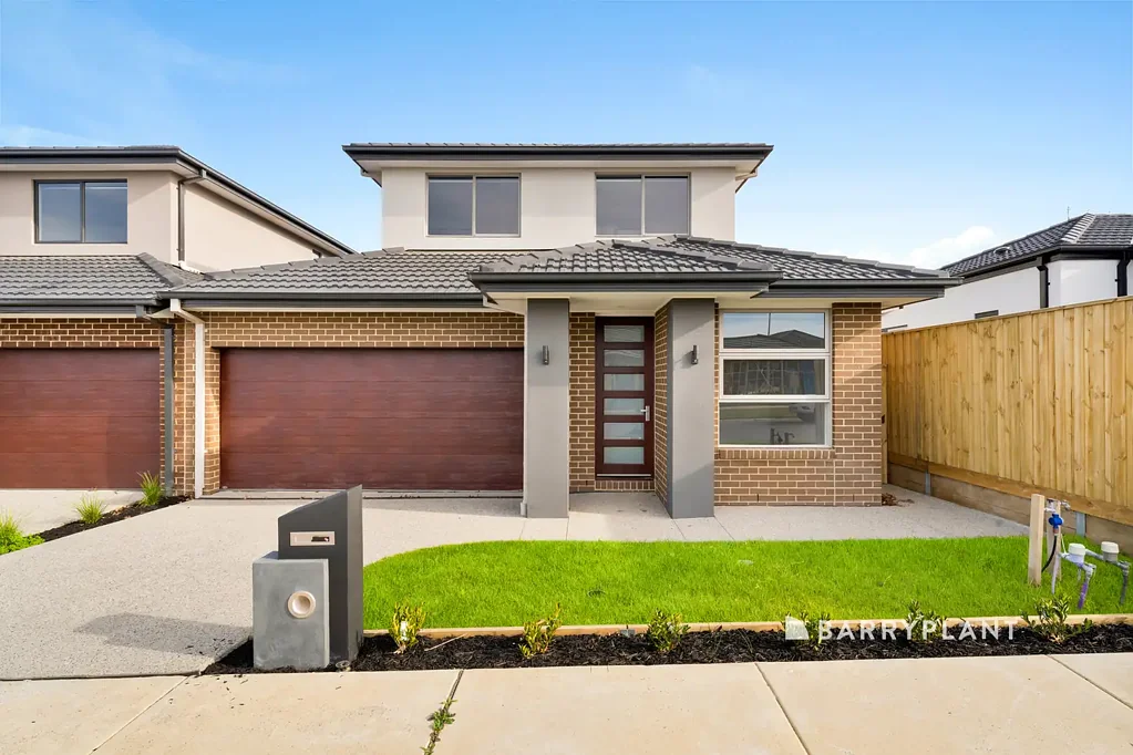 Near New Family Home in Timbertop Estate.