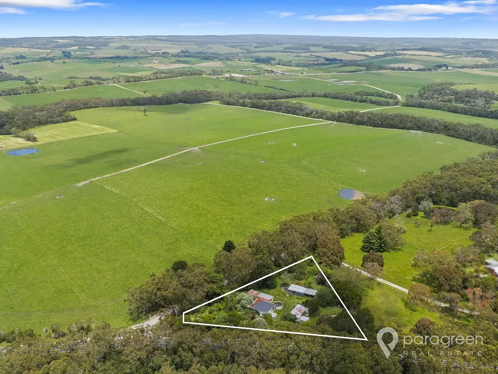 Fish Creek 4Zimmer RENOVATE OR DETONATE - RURAL ACREAGE SO CLOSE TO FISH CREEK