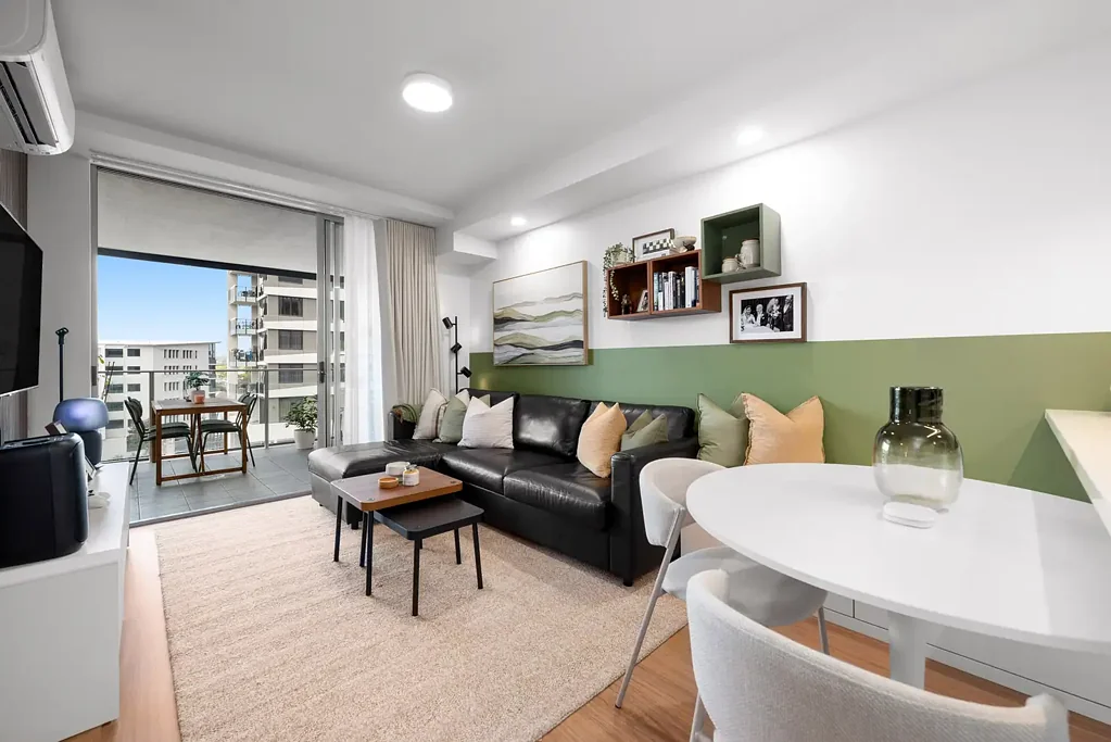 Woolloongabba 2બેડરૂમ Fully Furnished Turnkey Renovated Apartment in the Heart of Woolloongabba!