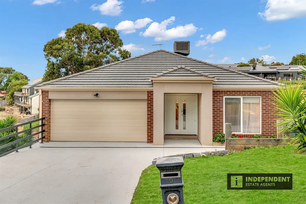 9 Riversdale Crescent, Darley, VIC 3340