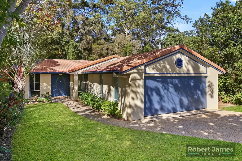 Tewantin 5房  5 BEDROOM HOME WITH PARK RESERVE BACKDROP