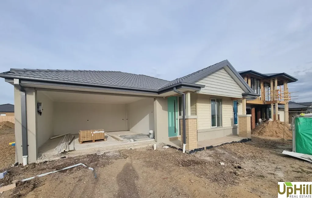 35 Hefferman Drive, Officer, VIC 3809