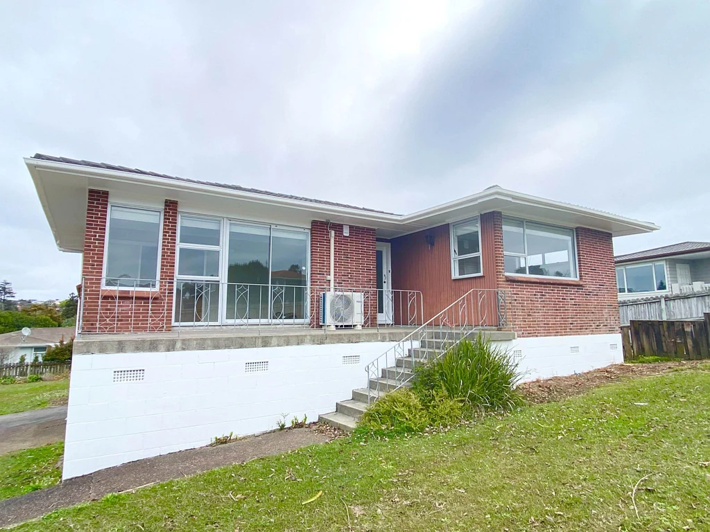 Family Home- Sea Views