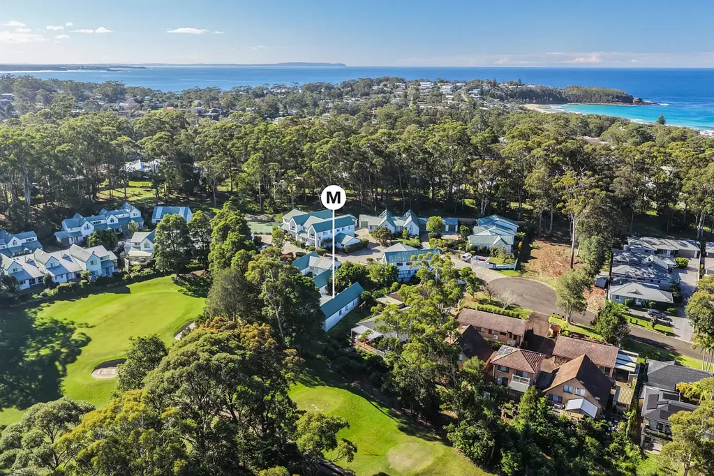 Mollymook Beach 4कमरा Private Sanctuary with Golf Course Frontage