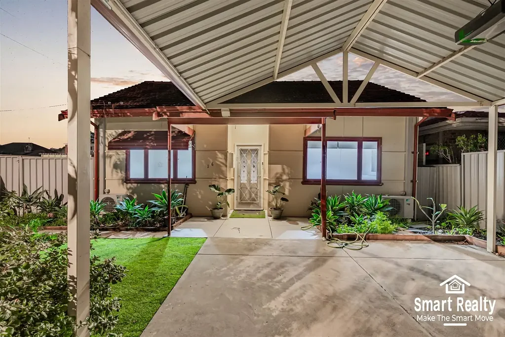 Comfort, Convenience & Location - Perfectly Located Near Curtin University & Transport!