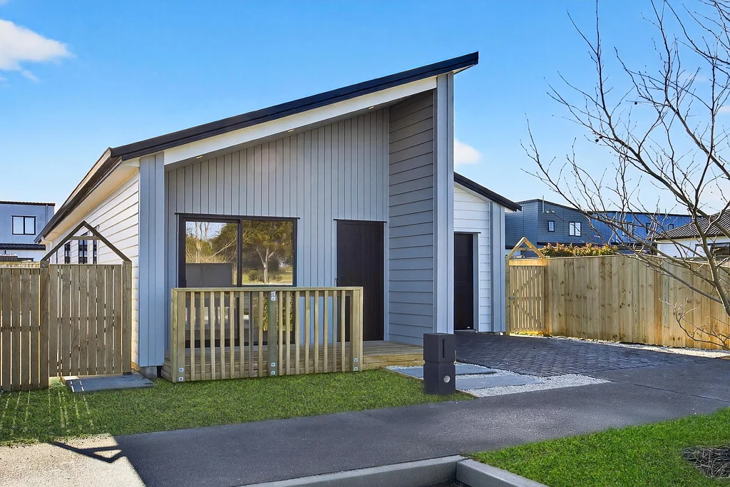 Drury 4房  Single Level Home with Master Build
