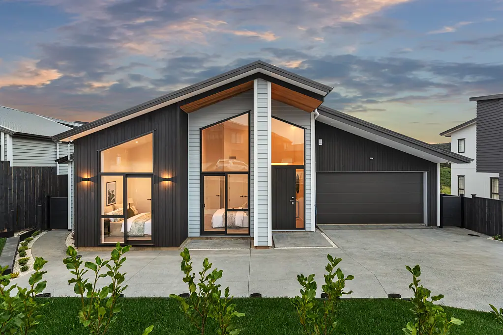 Wainui 6ਬੈੱਡਰੂਮ Desirable Home - Desirable Location !!