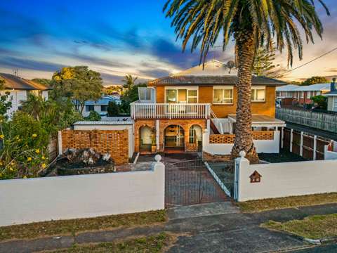 Titirangi 4部屋 Extended Family or Boarder Income Potential