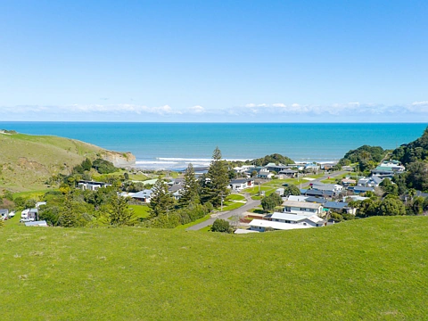 Kai Iwi  Build your dream home with sea views!