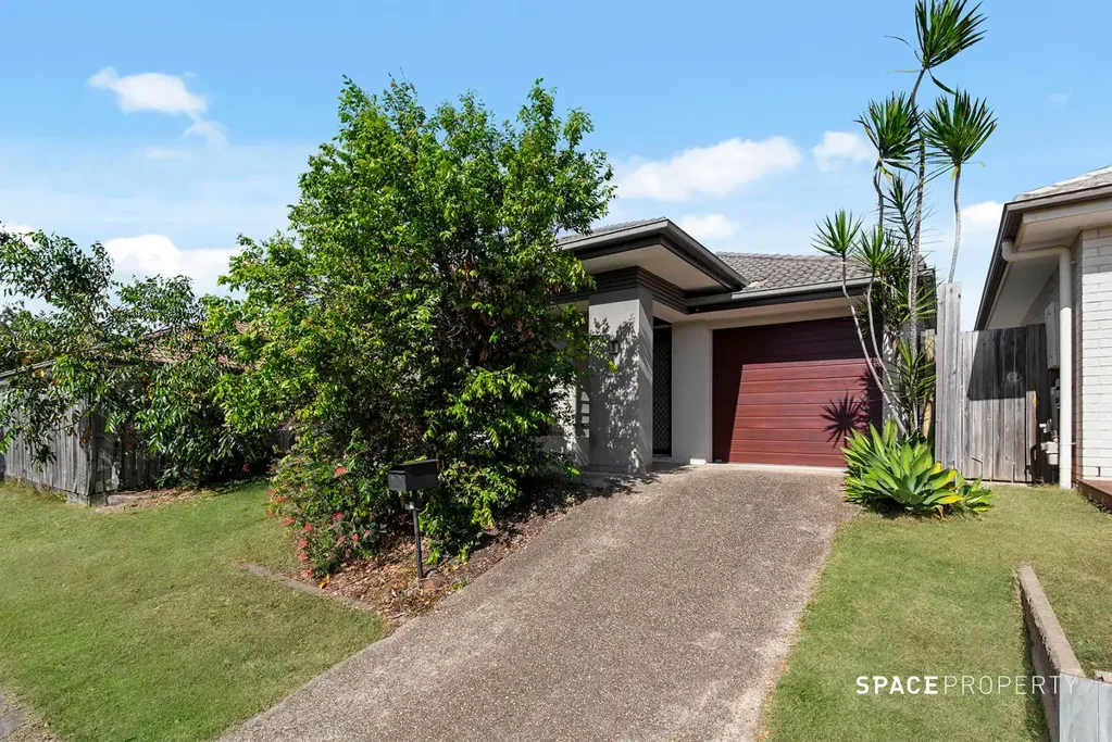 North Lakes 4ਬੈੱਡਰੂਮ Spacious Family Living with a Private Backyard
