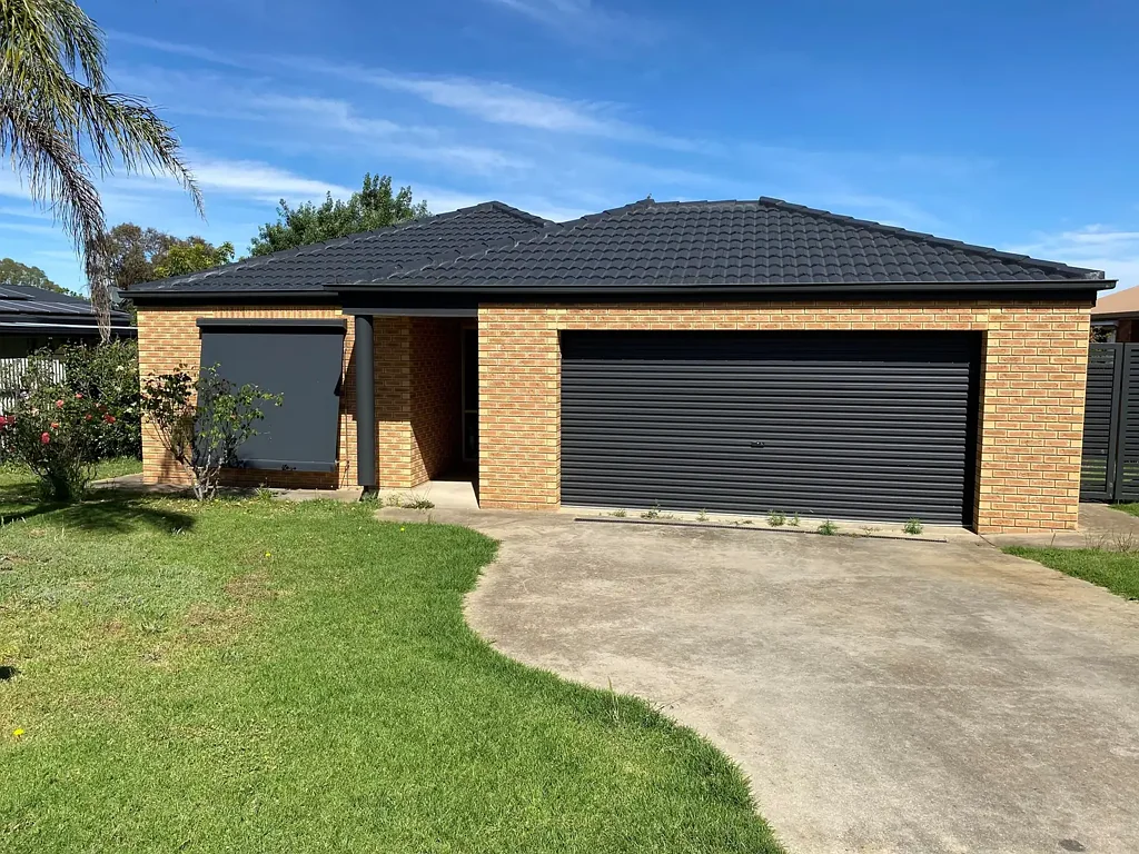 Luxurious 3 Bedroom Home with ensuite