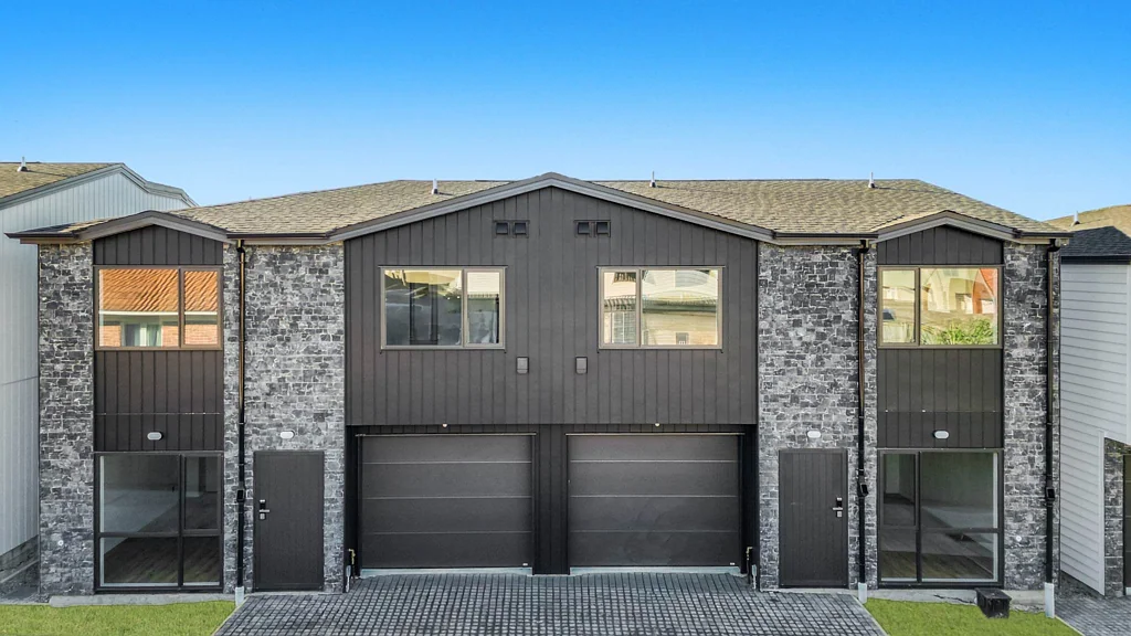 Mangere East 4 Slaapkamer Walk to Middlemore Hospital & Train Station