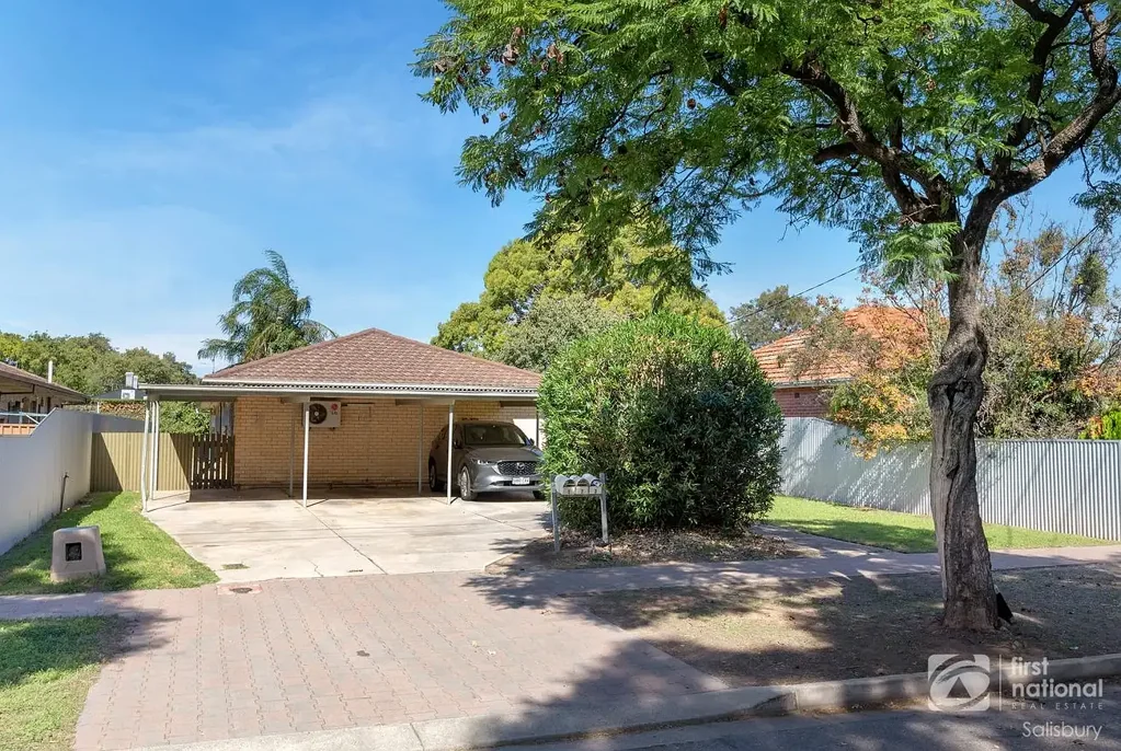 Freshly Updated Unit in Sought-After Location