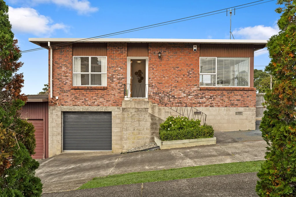Forrest Hill 2房  Act Fast - Renovated Double Westlake Zone!