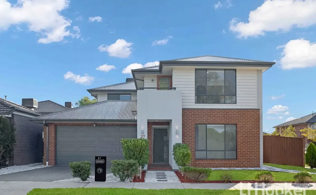 Aintree 5Zimmer Expansive Double-Storey Family Home on 464sqm with Study, Rumpus & Premium Features!