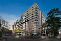 817/32 Bray Street, South Yarra