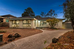 7 Dundas Court, Doncaster East