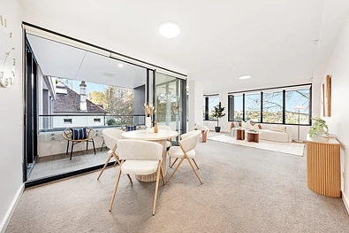 North Sydney 2房 North Sydney中心位置 明亮通风公寓 落地玻璃全景视野 高品质装修 Bosch电器 市景海港全景 停车健身房 Massive 92sqm living Modern Urban Retreat in 'The Belvedere' North Sydney