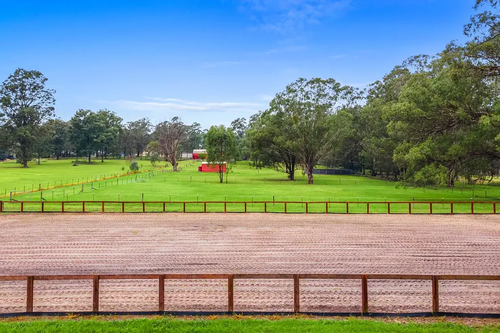Oakville 4部屋 Mountain Views with Horse Facilities