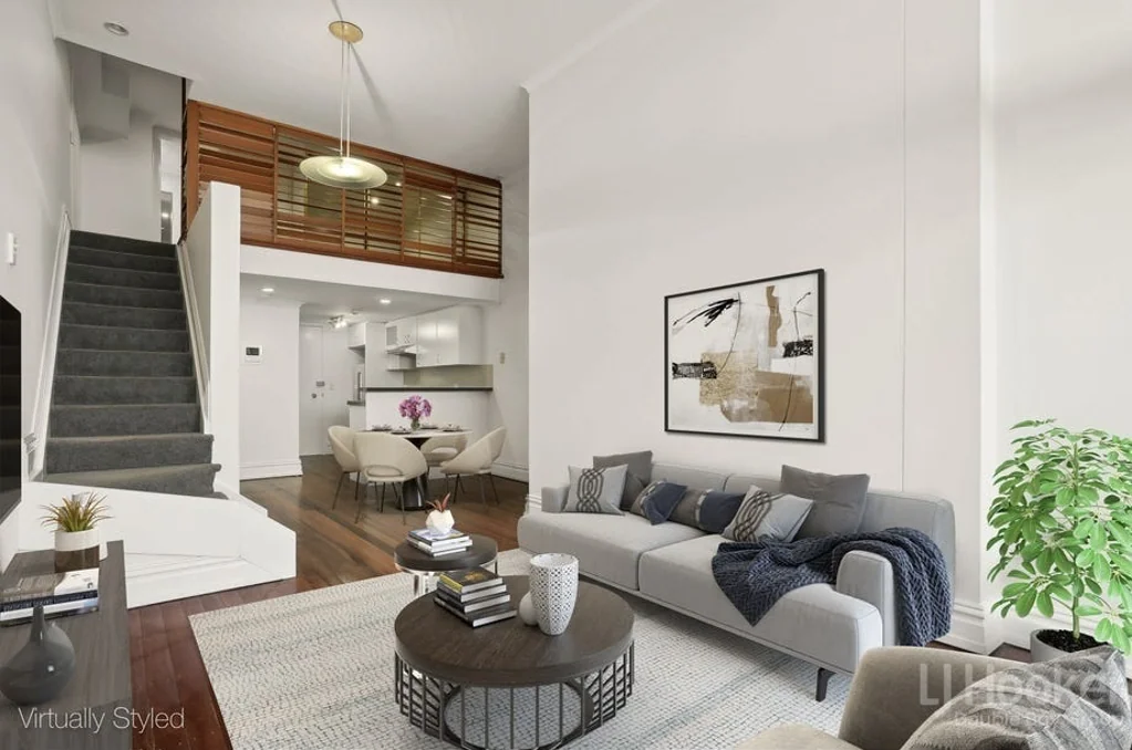 Surry Hills 1房 时尚仓库美学 双层公寓 纽约阁楼设计 优质装饰 开放式布局 私人阳台 完整卫浴套间 简约卫浴间 内部洗衣房 抛光木地板 挑高阁楼天花板 安全建筑 便捷交通 高端餐饮购物 Contemporary NY-Style Loft in Prime Surry Hills Setting
