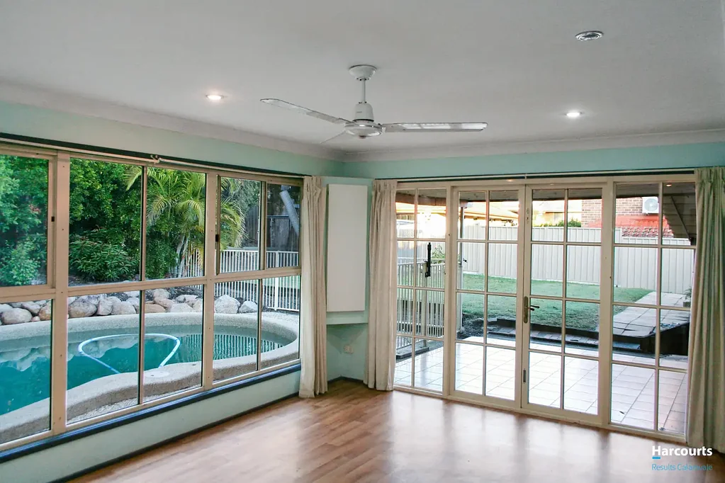 Break lease - Situated on the high side of the street, near a bus stop and parklands in the sought after Wishart Outlook