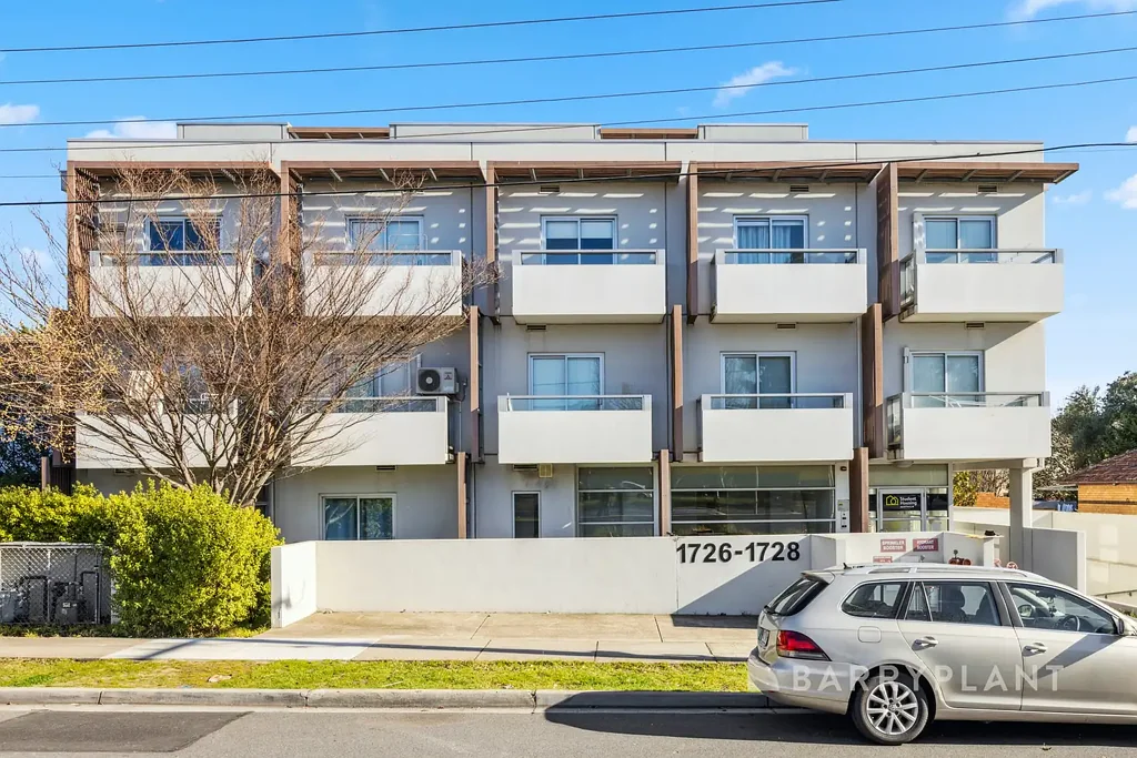 112/1728 Dandenong Road, Clayton, VIC 3168