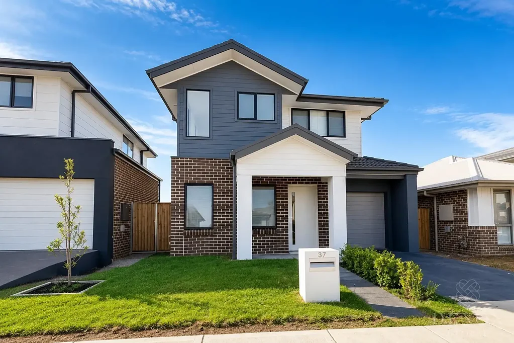 Modern 5-Bedroom Family Home in Leppington – Spacious, Comfortable & Convenient
