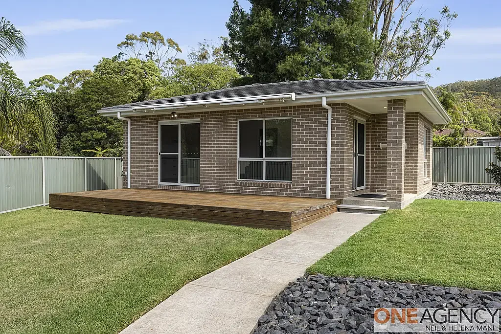 Modern Partly Furnished 2-Bedroom Granny Flat in a Convenient Location
