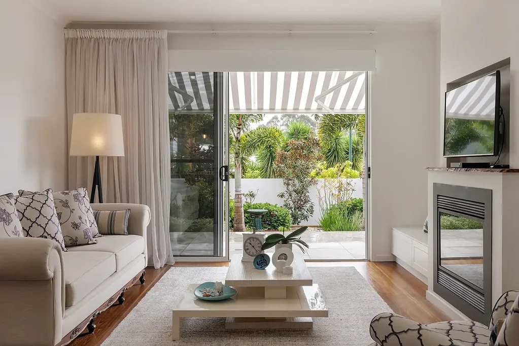 Noosaville 4房  Where style meets serenity - Don't miss this one.