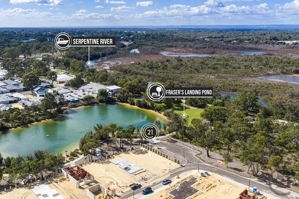 Coodanup 255m2 - Titled Pond Front Lot