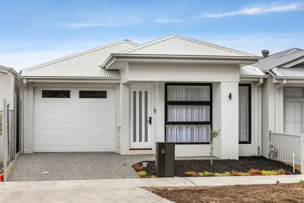 6 Chartreuse Street, Greenvale, VIC 3059