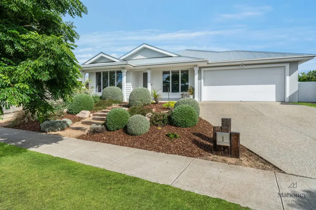 Ocean Grove 4침실 Stylish Entertainer Delivers the Ultimate Coastal Lifestyle
