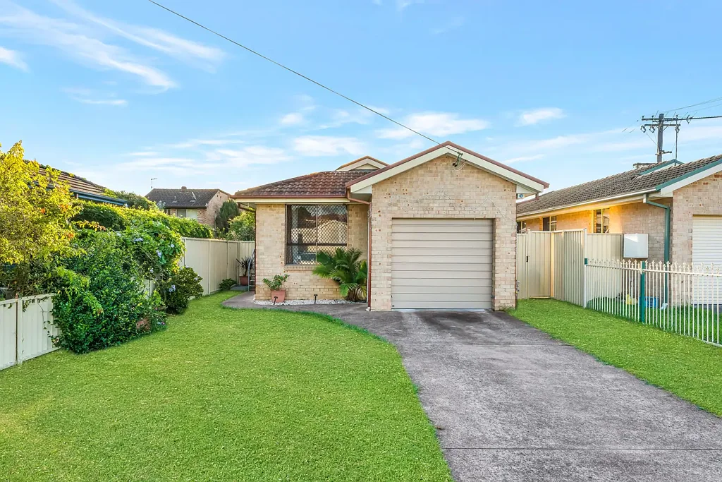 31A Surrey Street, Minto, NSW 2566