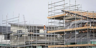 建筑业寒意蔓延：奥克兰、惠灵顿齐跌 ，非住宅建筑成最大拖累！