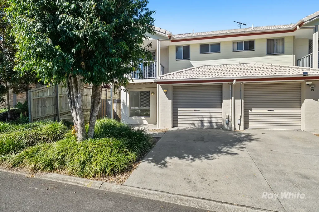 Browns Plains 3 Bedroom VACANT + NEW APPLIANCES + FRESHLY PAINTED + NEW CARPETS!