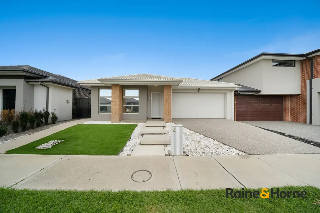 Modern Family Living with Space, Comfort & Convenience