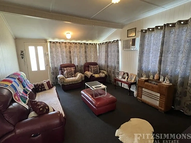 44 Charles Street, Dalby, QLD 4405, 4 slaapkamers, 1 badkamers, House