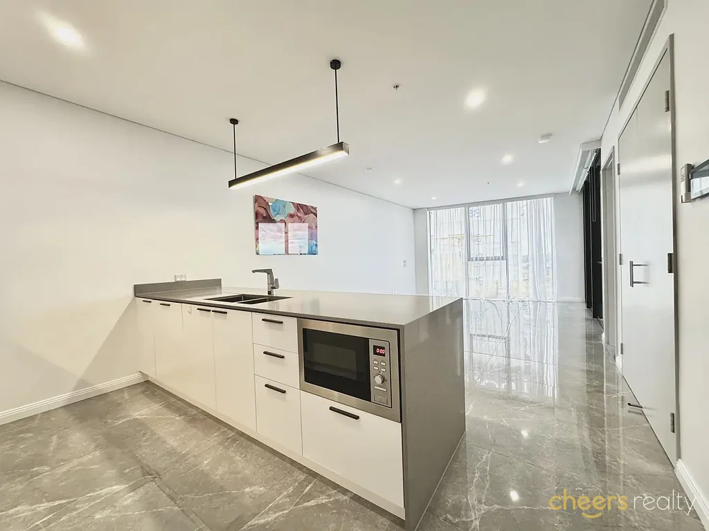 Meriton Luxury Residence in Macquarie Park !!