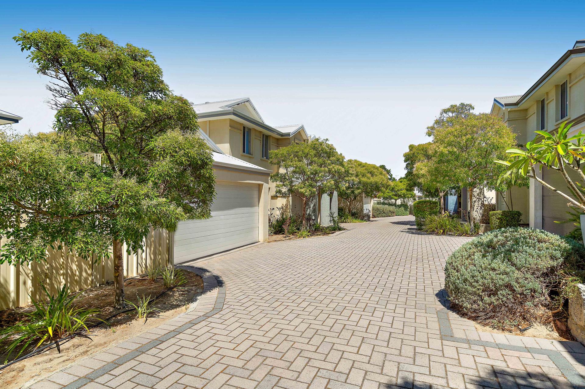 UNIT 4 31 BEECHBORO RD SOUTH, BAYSWATER WA 6053, 0 कमरे, 0 बाथरूम, Townhouse